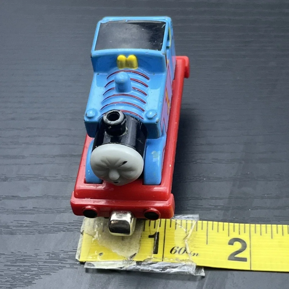 Thomas & Friends Take Along Surprised Thomas Diecast Train Engine Learning Curve
